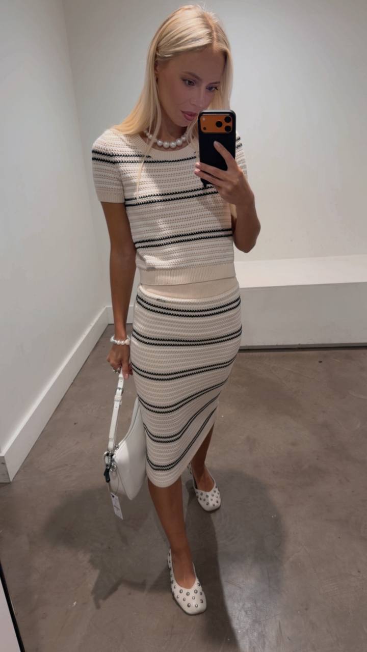 DKNY