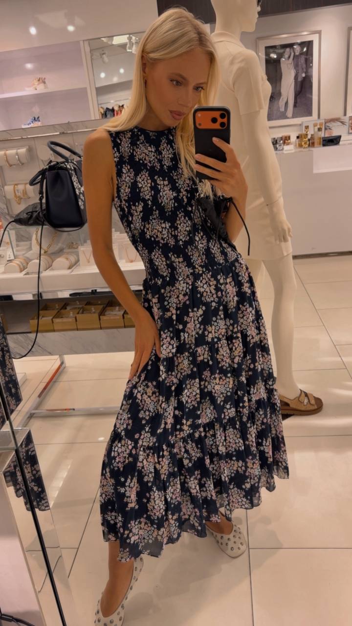 MICHAEL KORS 🏷️ 103$