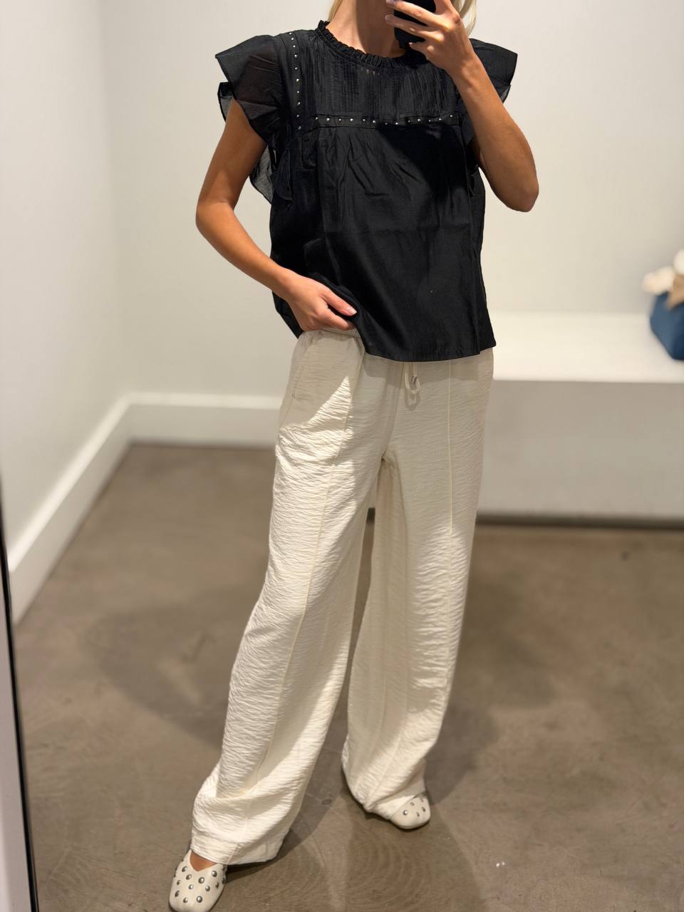 DKNY