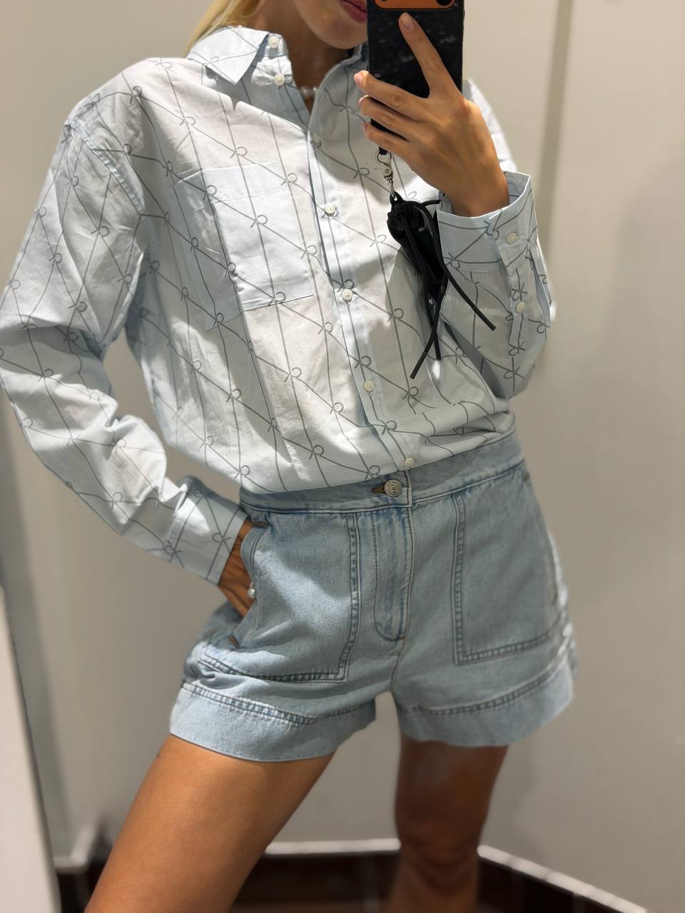 CALVIN KLEIN