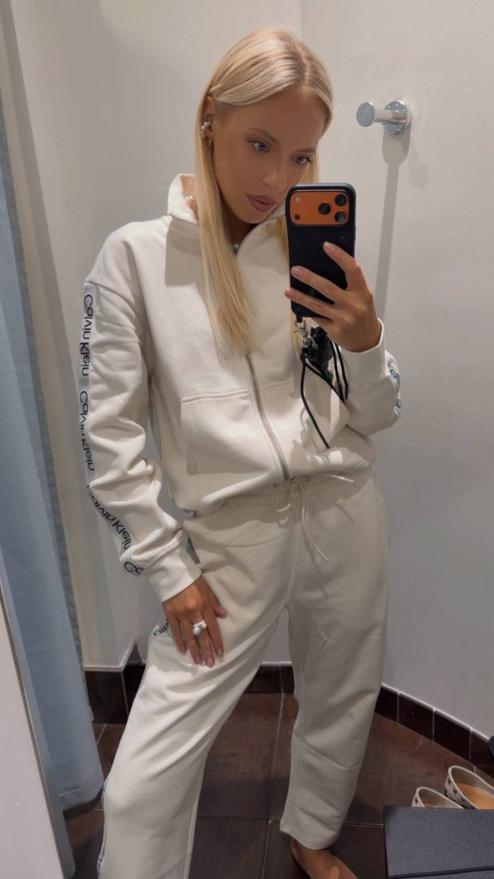 CALVIN KLEIN