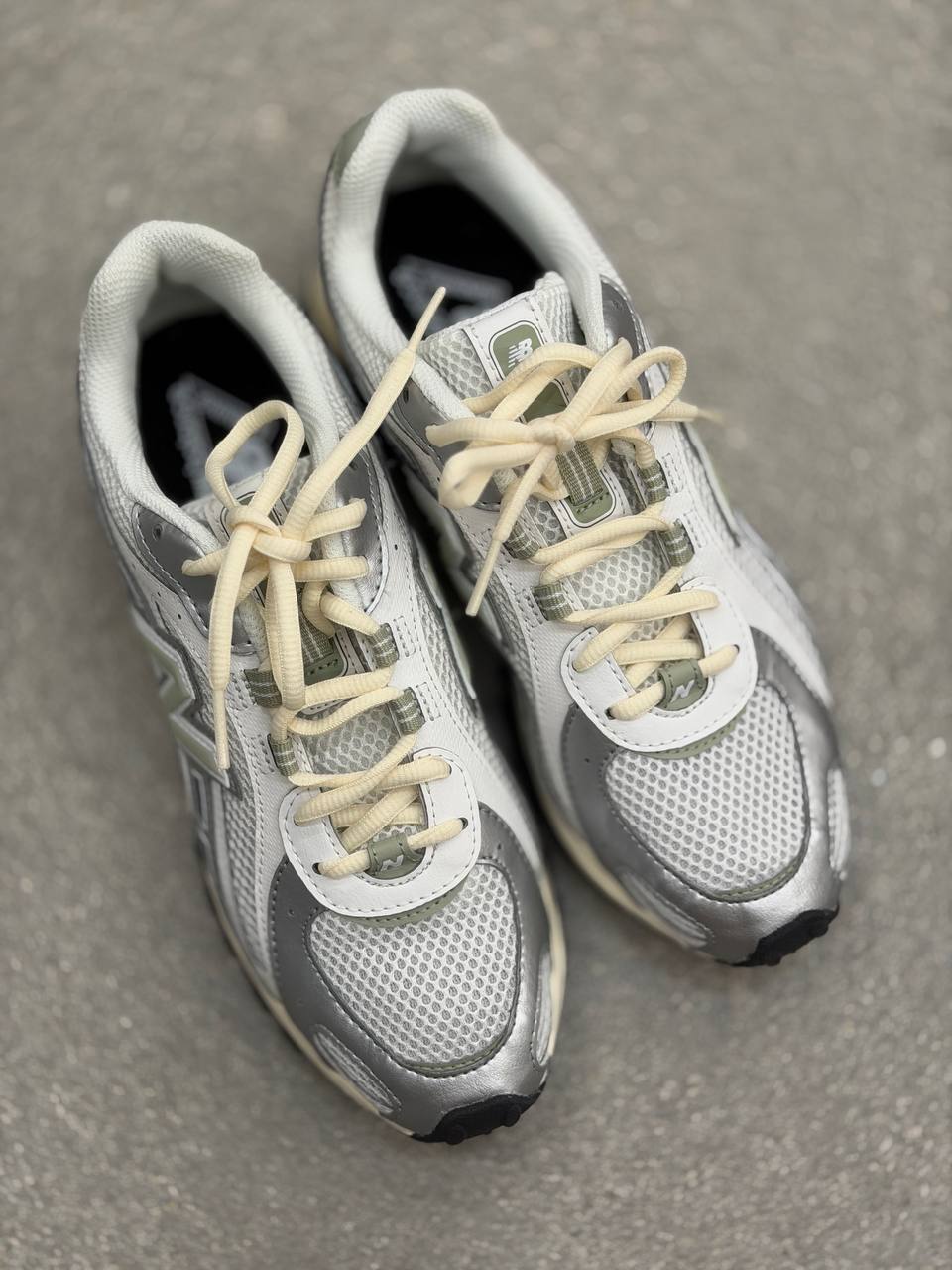 New Balance 🏷️ 92$