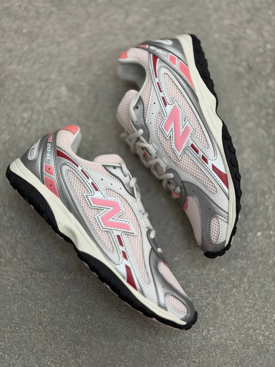 New Balance 🏷️ 92$