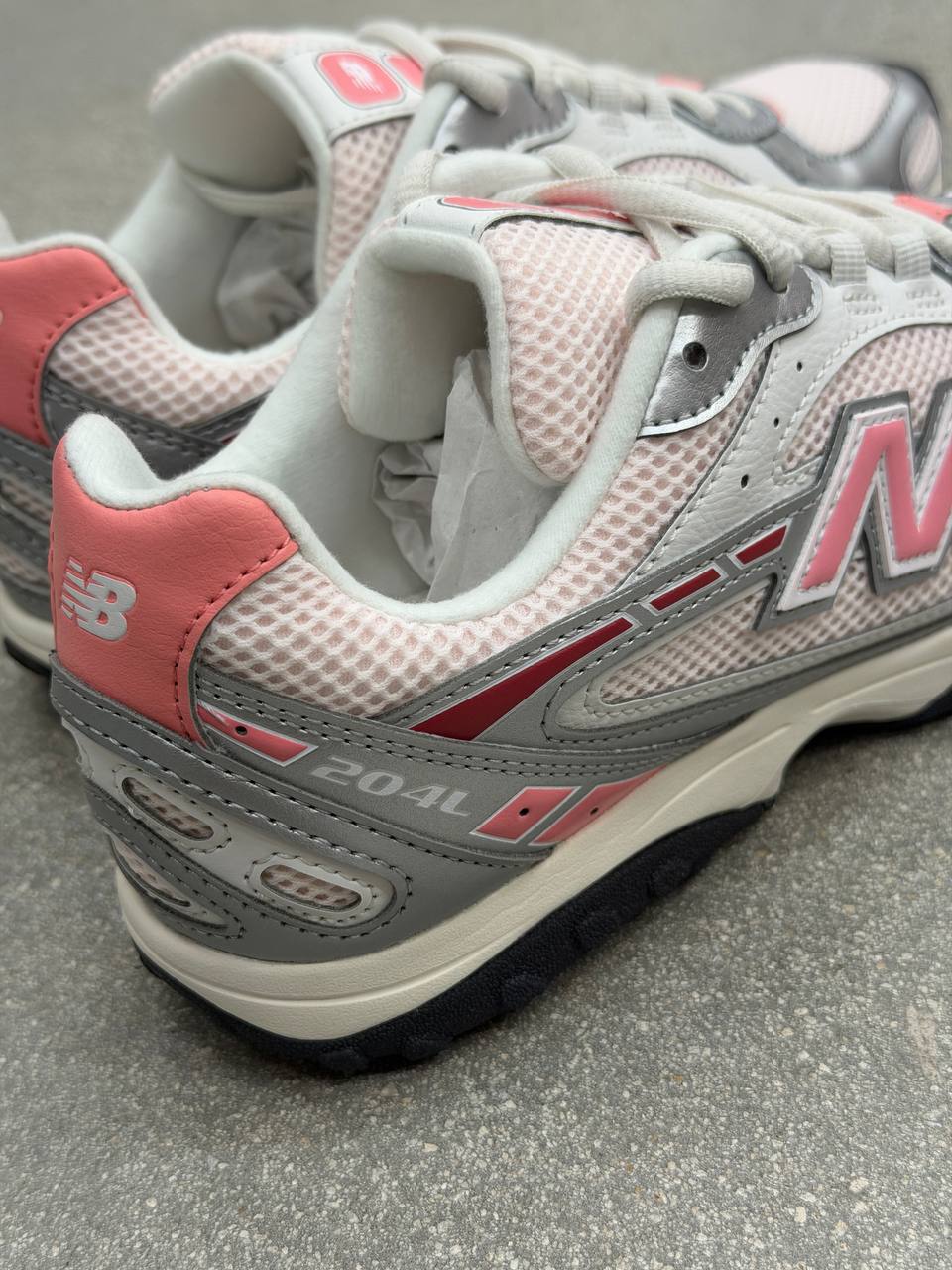 New Balance 🏷️ 92$