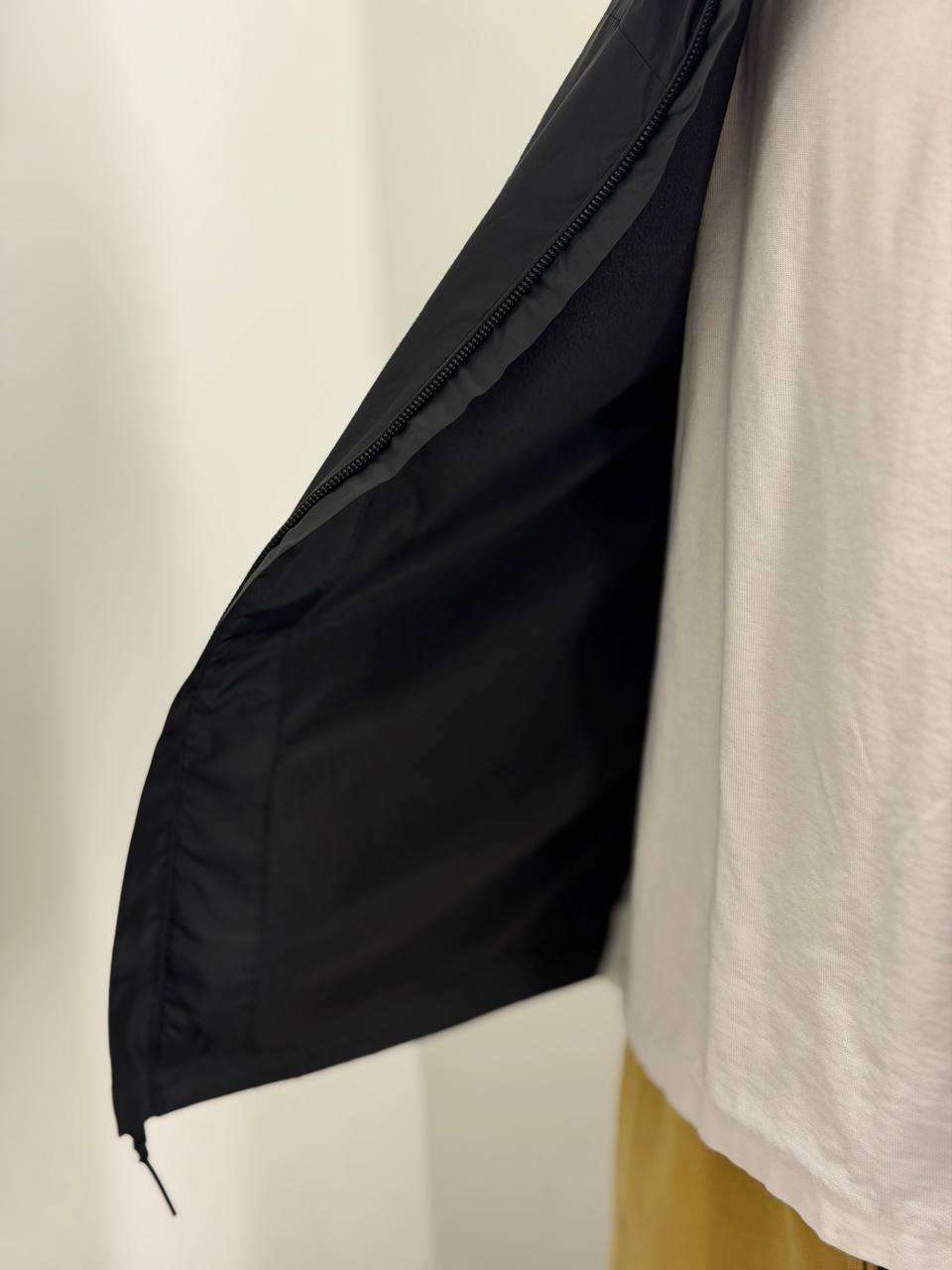 CALVIN KLEIN 🏷️ 51$
